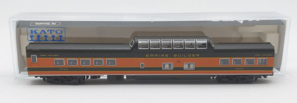 Kato 106-1053 N Scale Great Northern Smoothside Passenger Car #1330 EX/Box