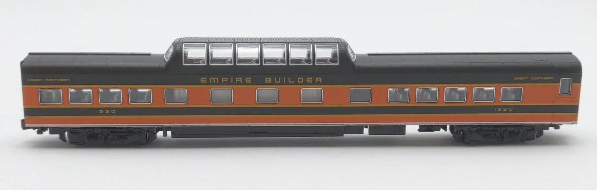 Kato 106-1053 N Scale Great Northern Smoothside Passenger Car #1330 EX/Box - Image 2