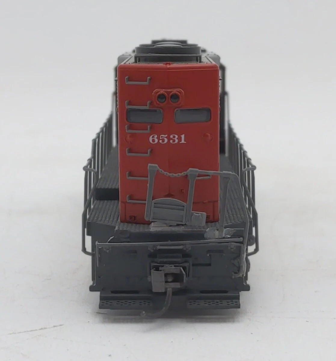 Kato 37-02C HO Scale Southern Pacific EMD GP35 Diesel Locomotive #6531 VG/Box - Image 5