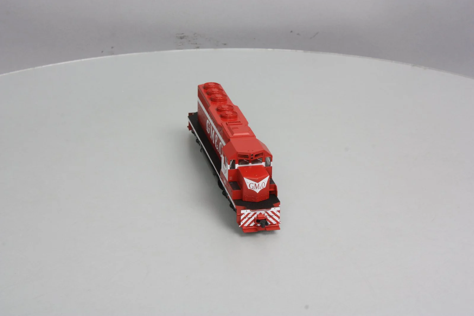 Kato 37-6335 Gulf Mobile & Ohio EMD SD40 Diesel Locomotive #916 LN/Box - Image 9