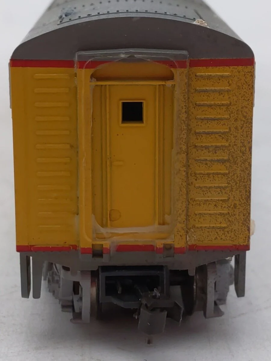 Kato HO Scale Union Pacific A & B Unit Diesel Locomotive VG - Image 6