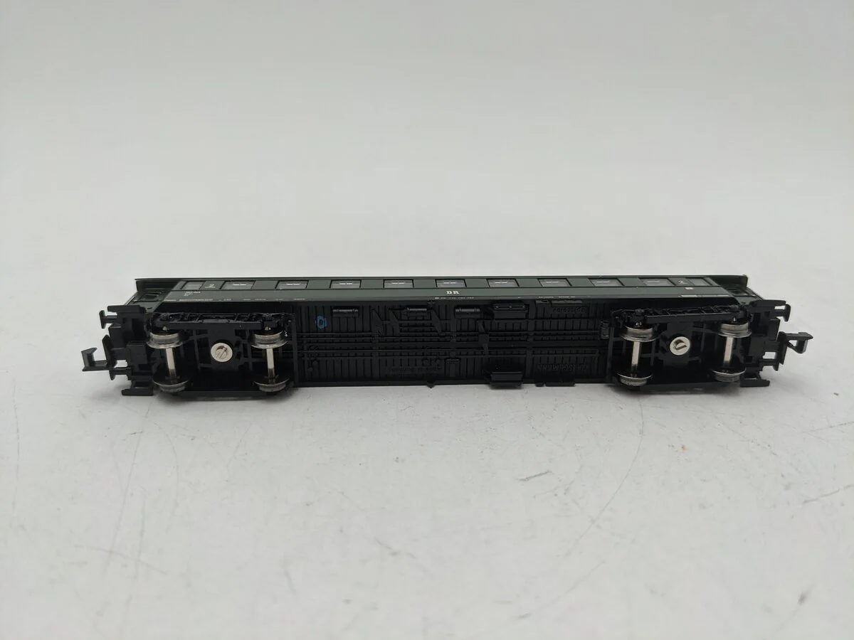 Kato N Scale Deutsche Reichsbahn Passenger Car EX/Box - Image 3