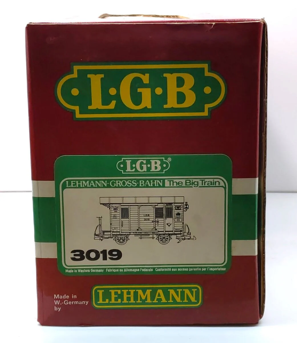 LGB 3019 G Scale Mail Post Car with Lights (Metal Wheels) LN/Box - Image 11