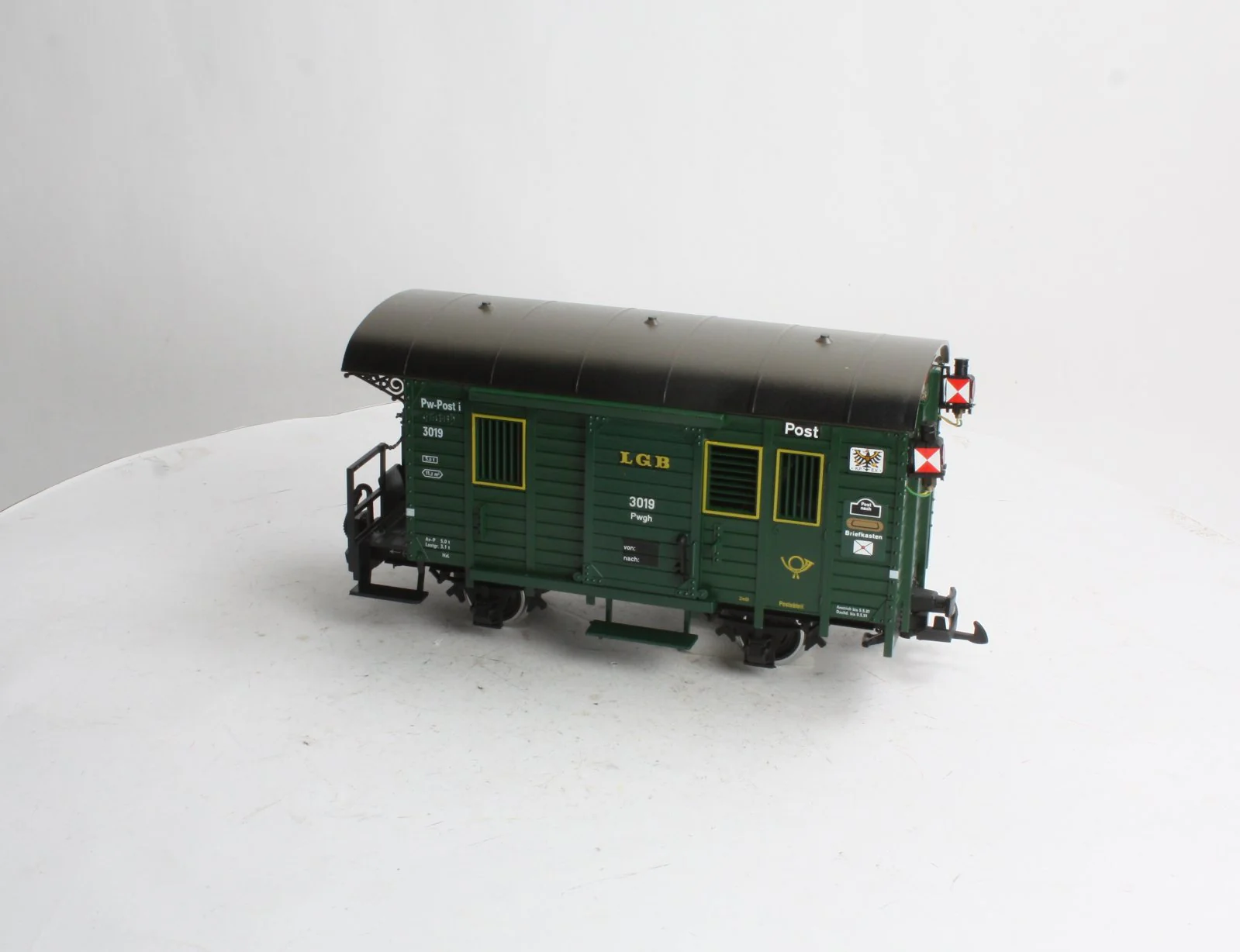 LGB 3019 G Scale Mail Post Car with Lights (Metal Wheels) LN/Box - Image 3