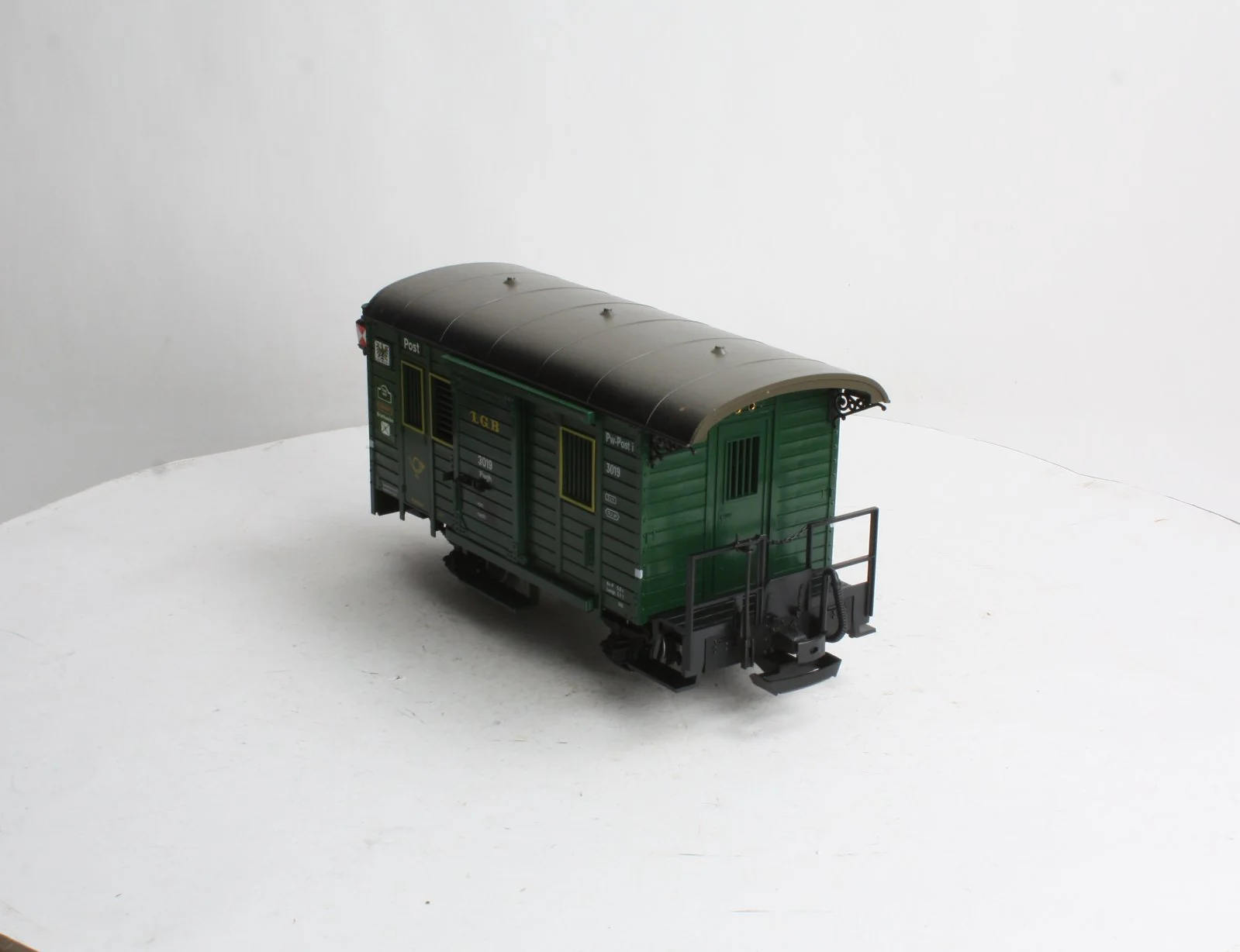 LGB 3019 G Scale Mail Post Car with Lights (Metal Wheels) LN/Box - Image 8