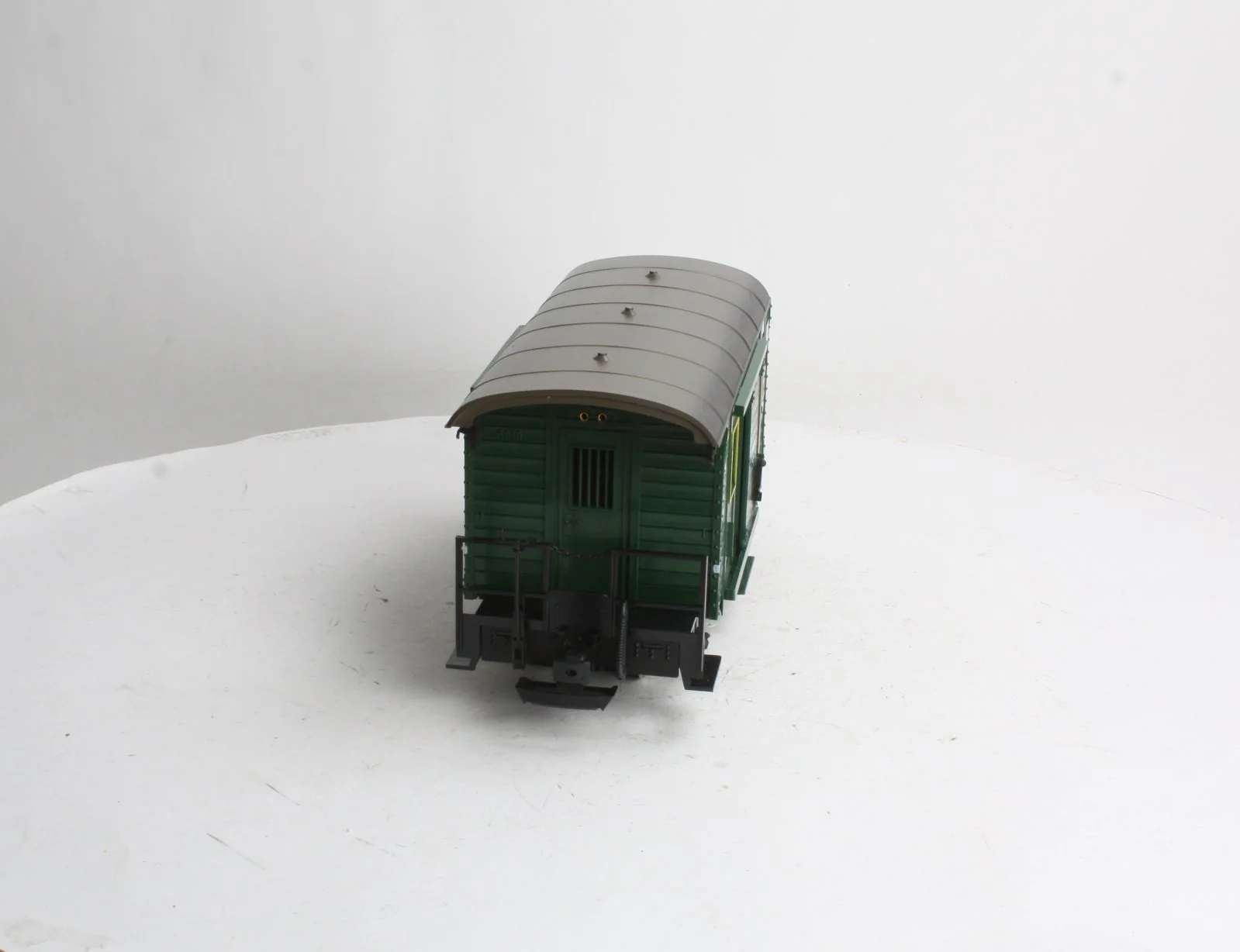 LGB 3019 G Scale Mail Post Car with Lights (Metal Wheels) LN/Box - Image 9