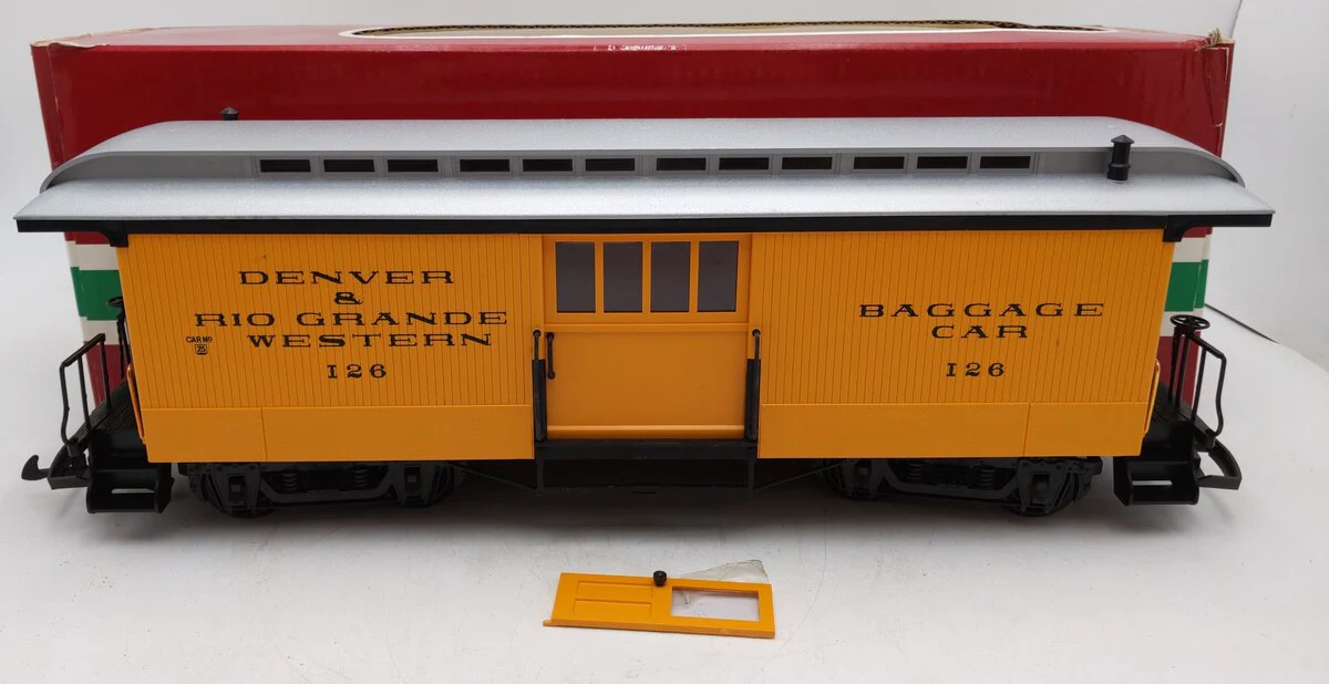 LGB 3084 G Scale D&RG Yellow & Silver Baggage Car #126 VG/Box