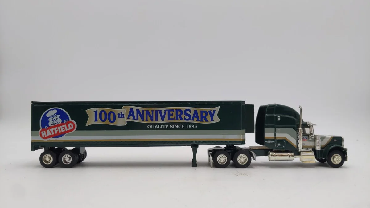 Liberty Classic 1:64 Scale Hatfield Tractor & Trailer Limited Edition EX - Image 2
