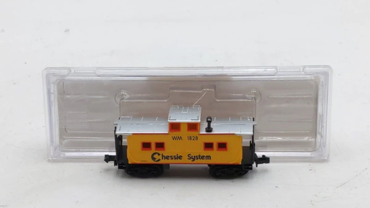 Life Like 7971 N Chessie Western Maryland Caboose #1828 LN/Box