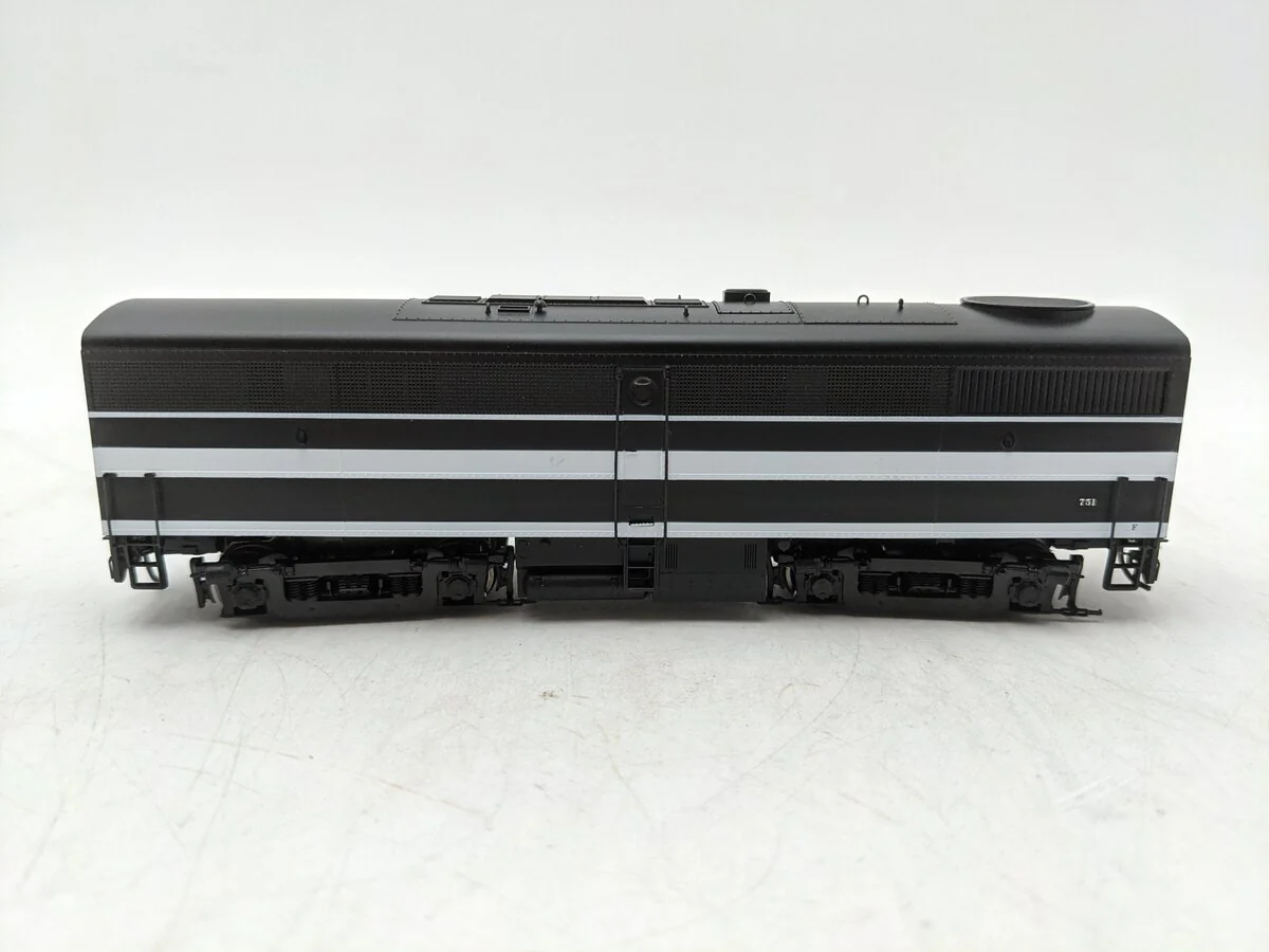Life Like HO Scale Diesel Locomotive #751 EX - Image 2