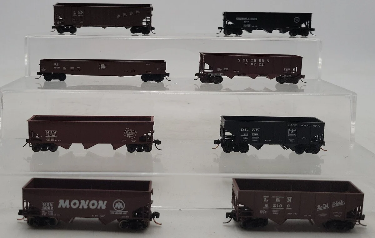 Life-Like & Micro Trains N Scale Assorted Freight Cars [8] EX