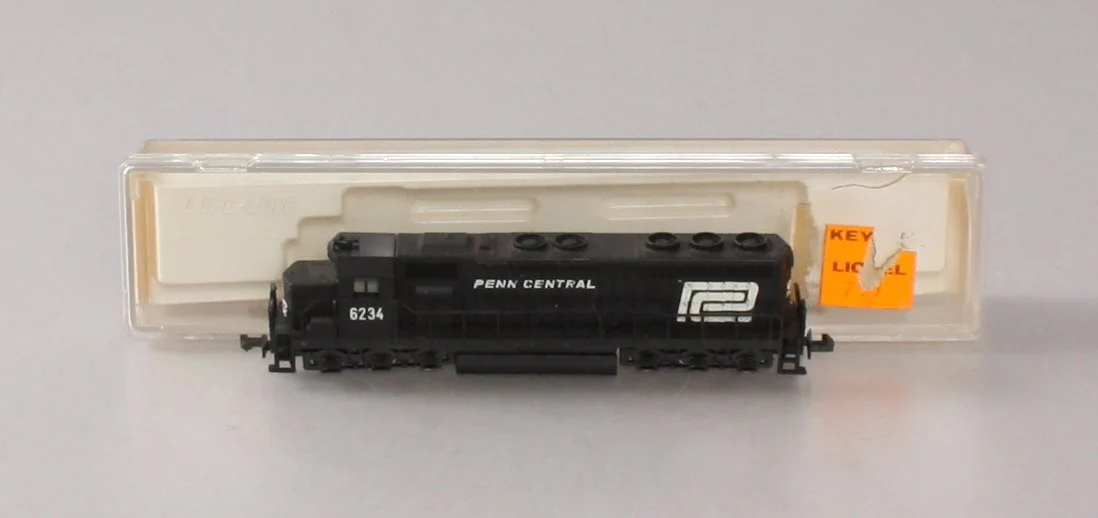 Life Like S779C N Penn Central SD-45 Diesel Locomotive LN/Box