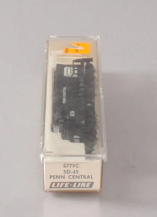 Life Like S779C N Penn Central SD-45 Diesel Locomotive LN/Box - Image 12