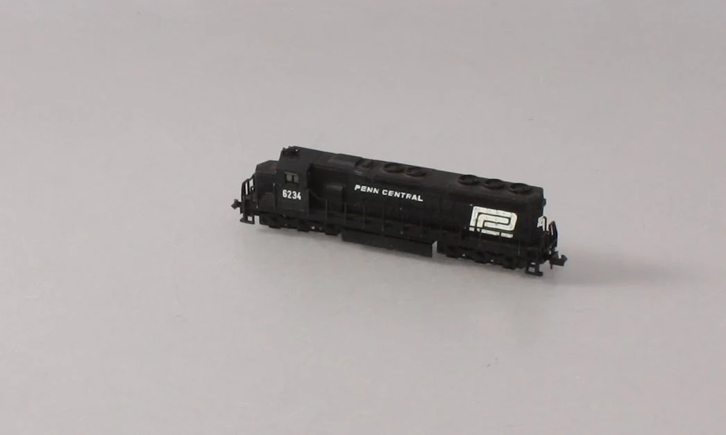 Life Like S779C N Penn Central SD-45 Diesel Locomotive LN/Box - Image 3