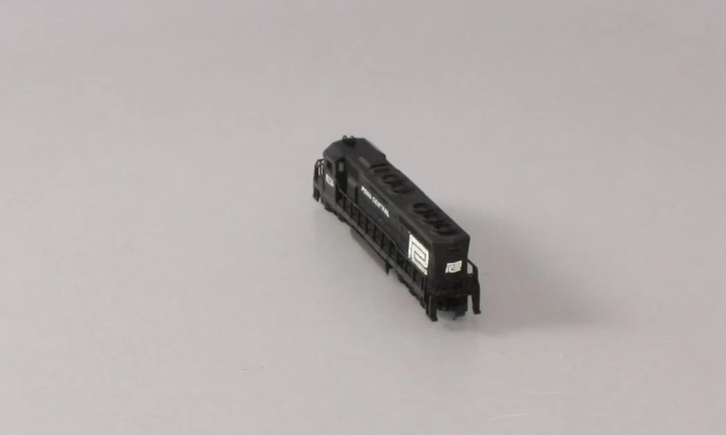 Life Like S779C N Penn Central SD-45 Diesel Locomotive LN/Box - Image 4