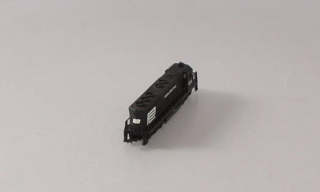 Life Like S779C N Penn Central SD-45 Diesel Locomotive LN/Box - Image 5