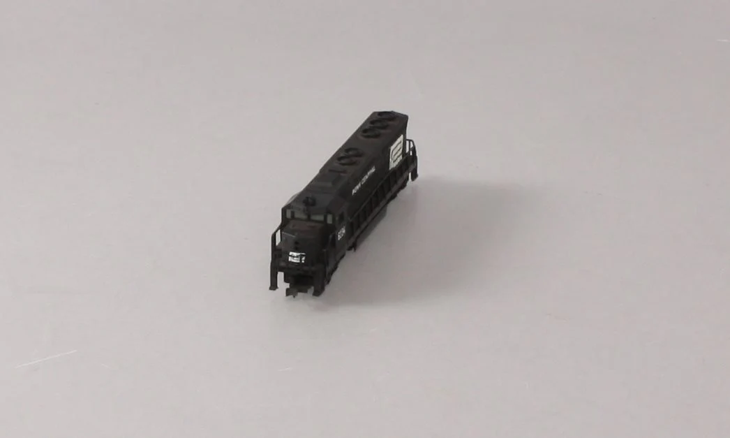 Life Like S779C N Penn Central SD-45 Diesel Locomotive LN/Box - Image 9