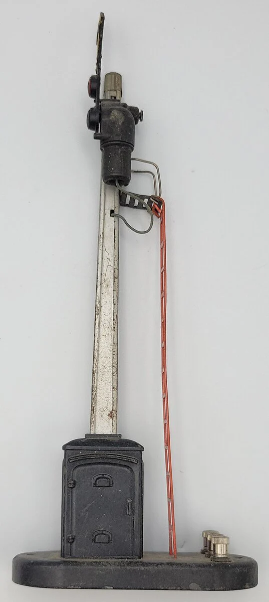 Lionel 151-1 Operating Semaphore with Ladder, Base and Operating Arm