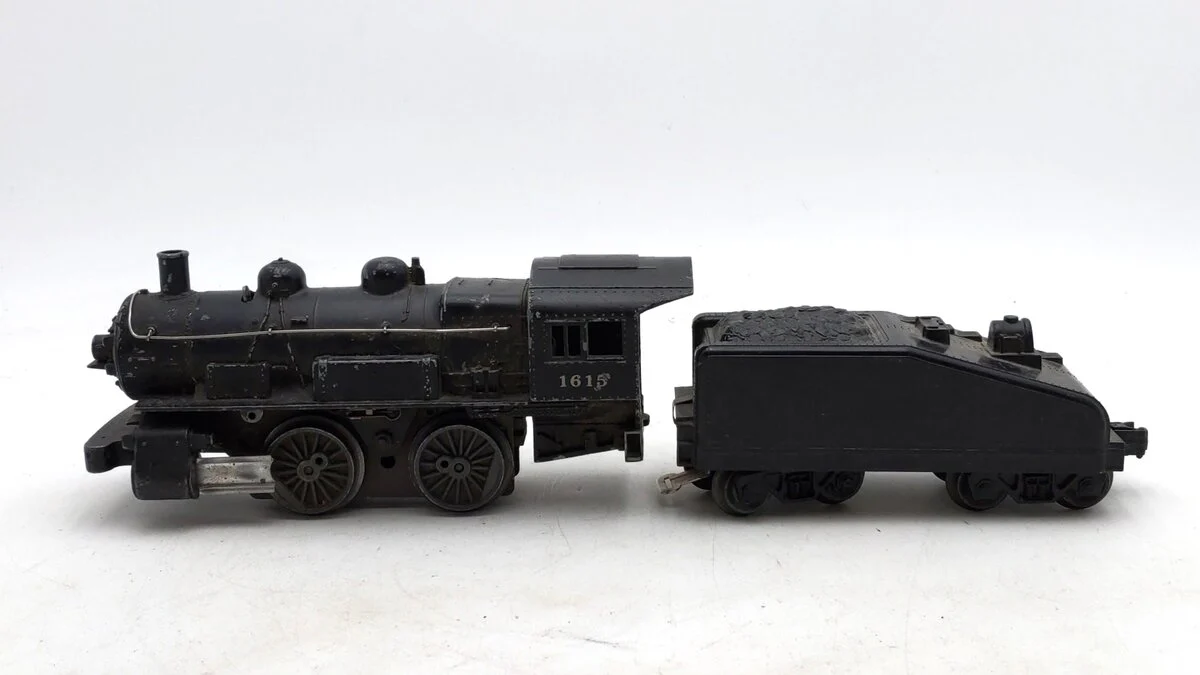 Lionel 1615 Vintage O 0-4-0 Die-Cast Steam Switcher Locomotive & Tender