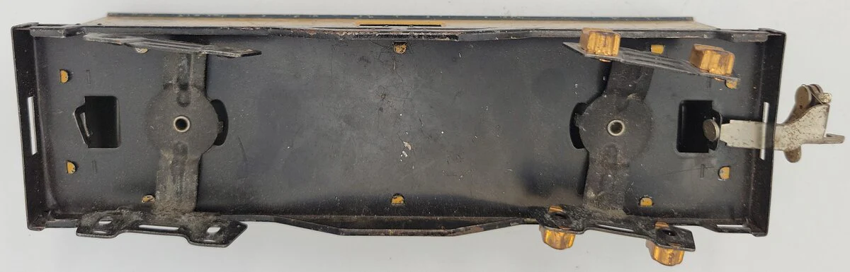 Lionel 1679 O Gauge Vintage Prewar Lionel Lines Tinplate Freight Car - Image 4