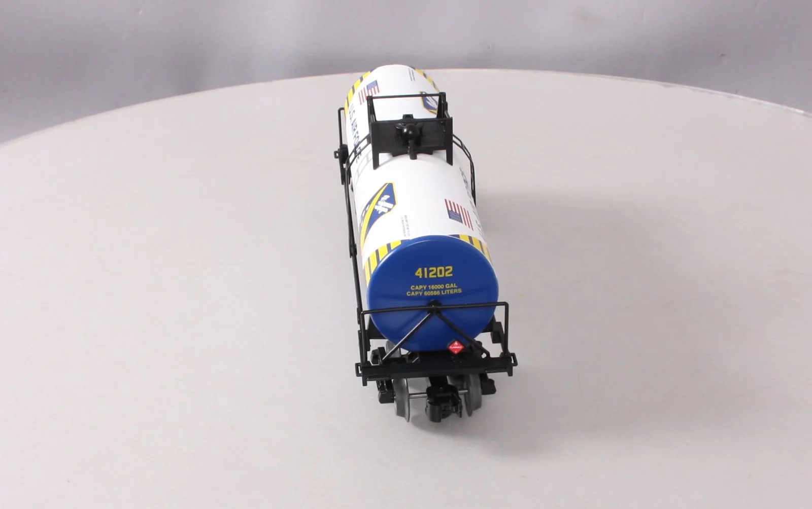 Lionel 2001450 O Gauge USAF Wright-Patterson Unibody Tank Car #41202 LN/Box - Image 7