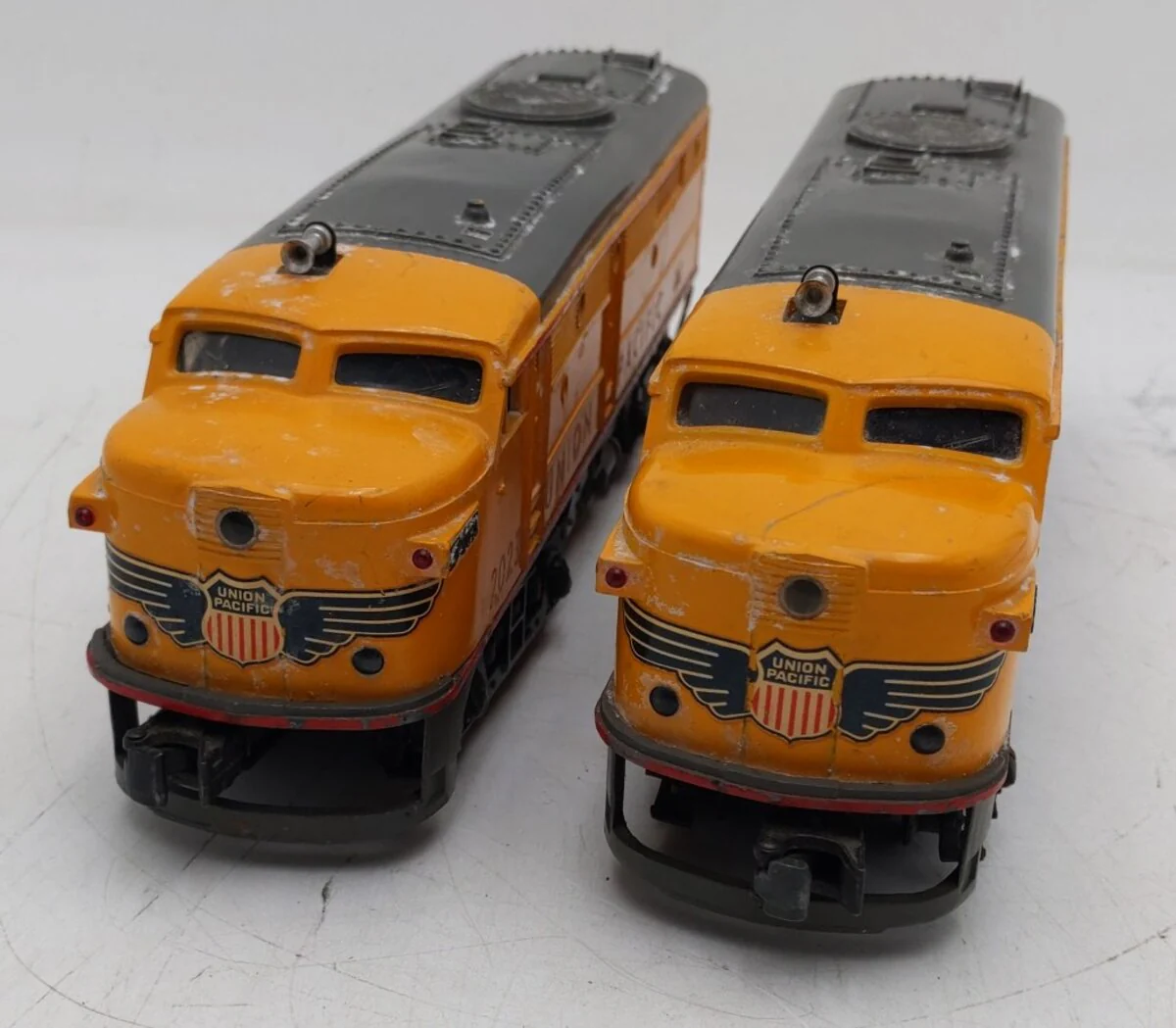 Lionel 2023 Vintage O Union Pacific Alco AA Diesel Locomotive Set VG - Image 5