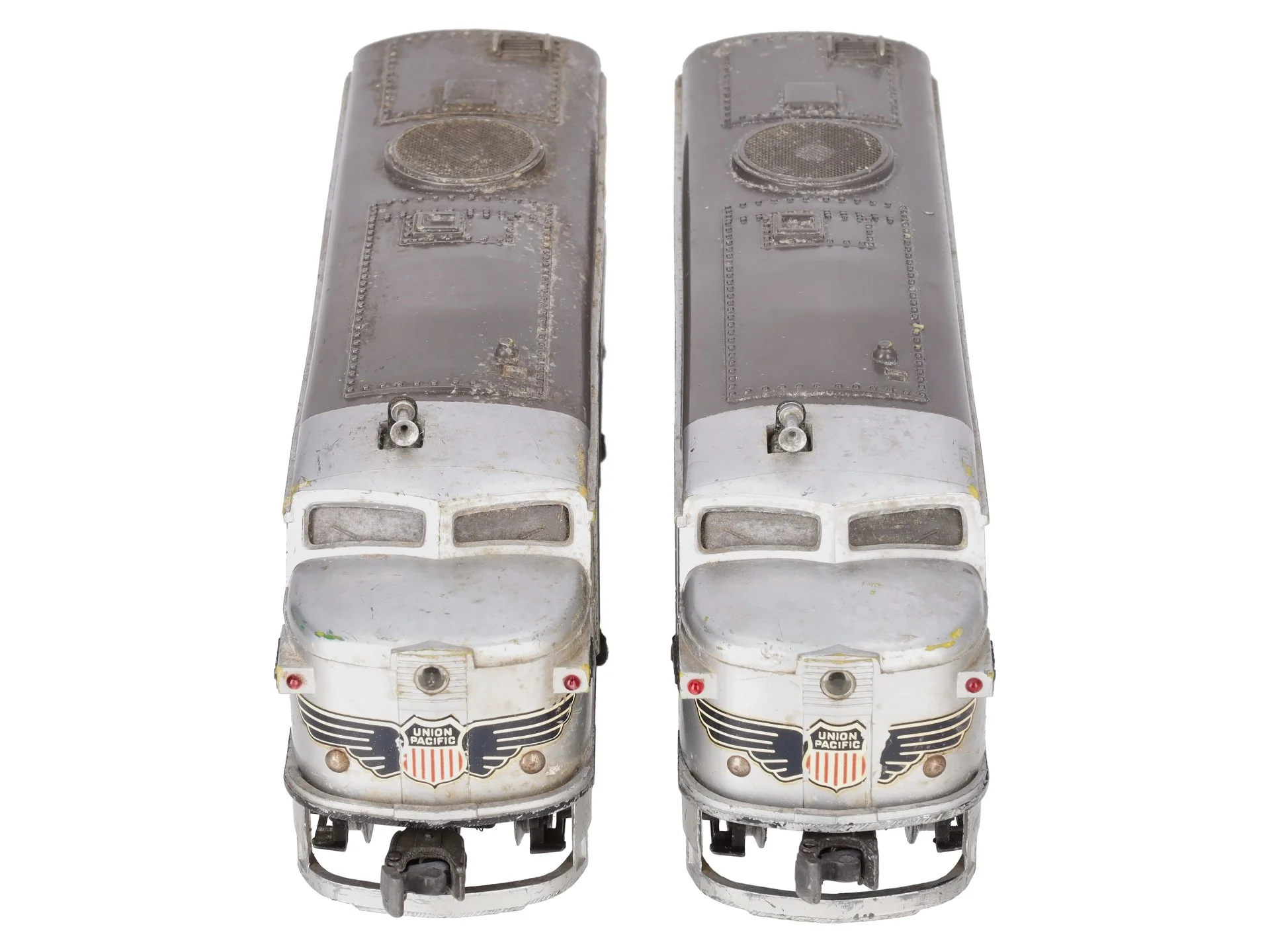 Lionel 2023 Vintage O Union Pacific Alco AA Diesel Locomotives - Silver & Gray VG - Image 5