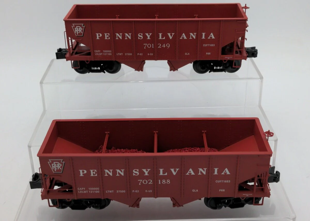 Lionel 2326490 O Pennsylvania Railroad GLA Hopper (Set of 2) LN/Box - Image 2