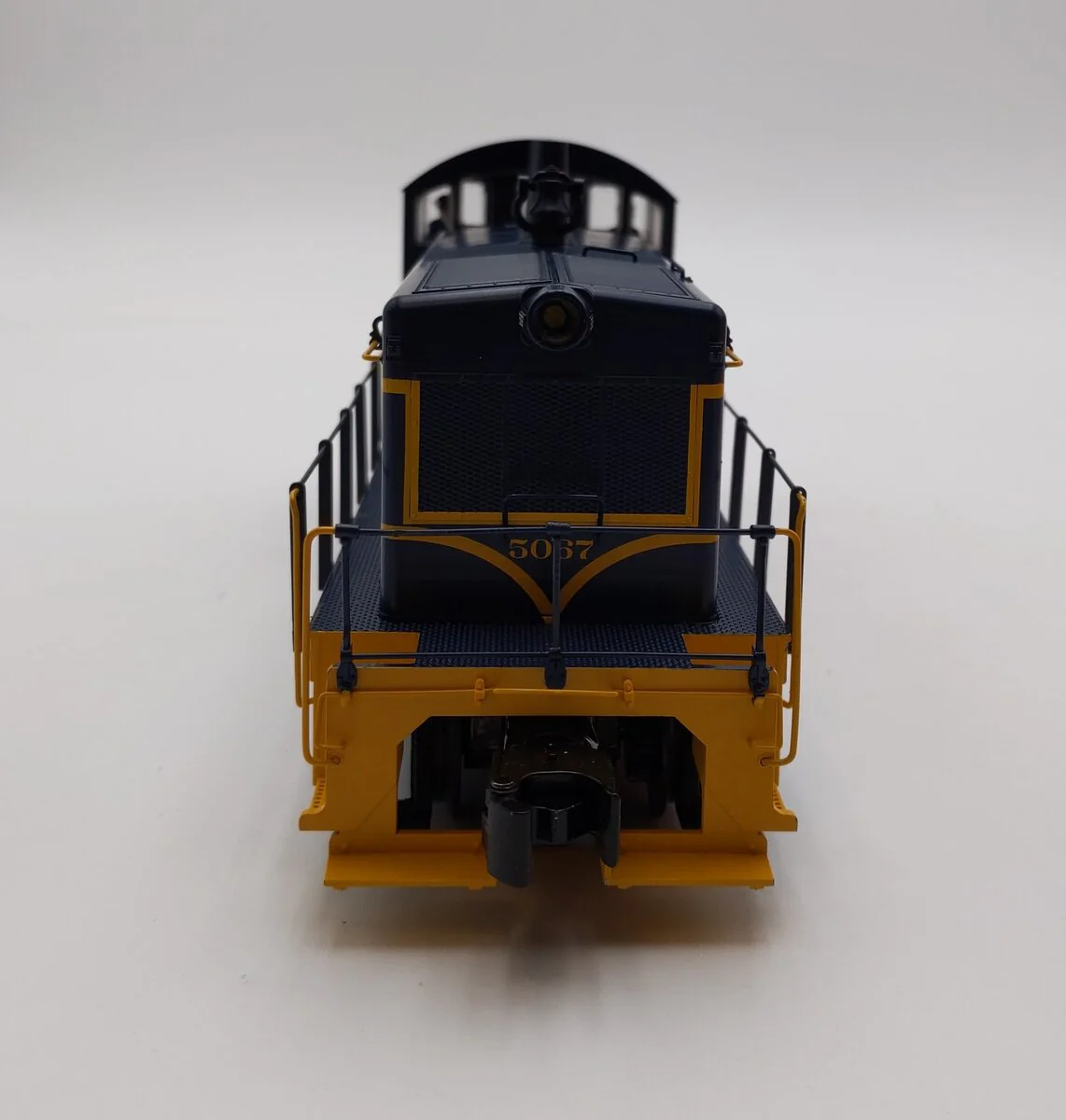 Lionel 2333500 O Chesapeake & Ohio Diesel Switcher #5067 EX/Box - Image 6