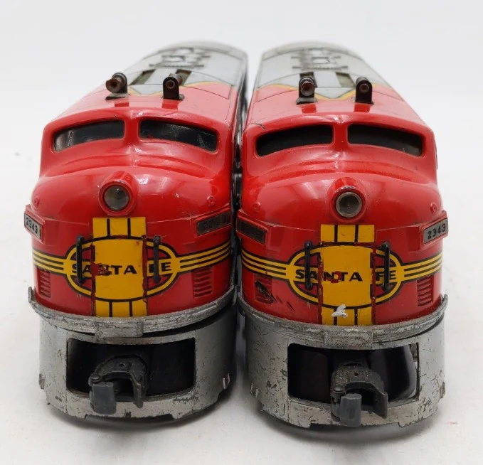 Lionel 2343 Vintage O Santa Fe F3 AA Diesel Locomotive Set - Image 5