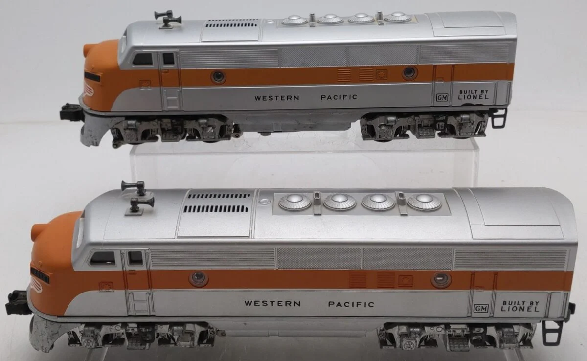 Lionel 2355 Vintage O Western Pacific F-3 AA Diesel Locomotives w/Repro Shells VG