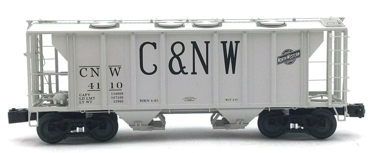 Lionel 2426620 O Chicago & Northwestern PS-2 Covered Hopper #4110 LN/Box - Image 2