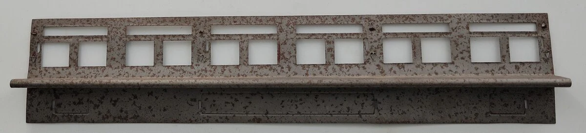Lionel 332-30 Standard Gauge Unpainted Passenger Car Window Insert - Image 2