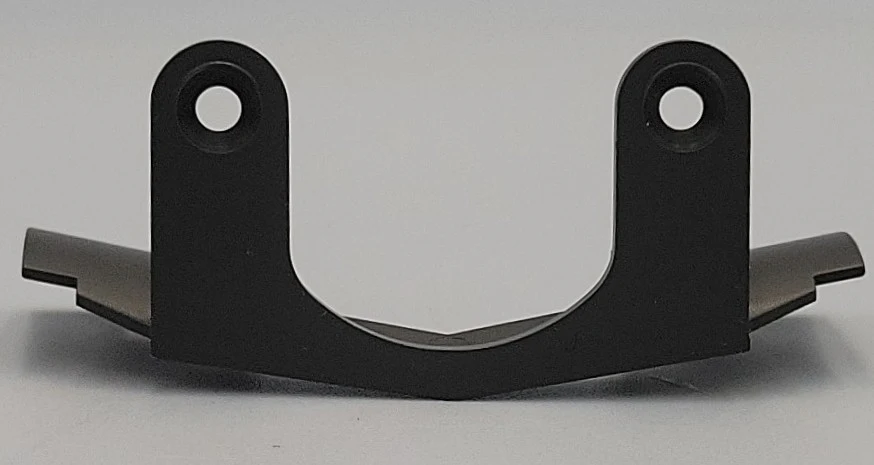 Lionel 39565-117 Plastic Molded Gray Dash-9 Snowplow - Image 4