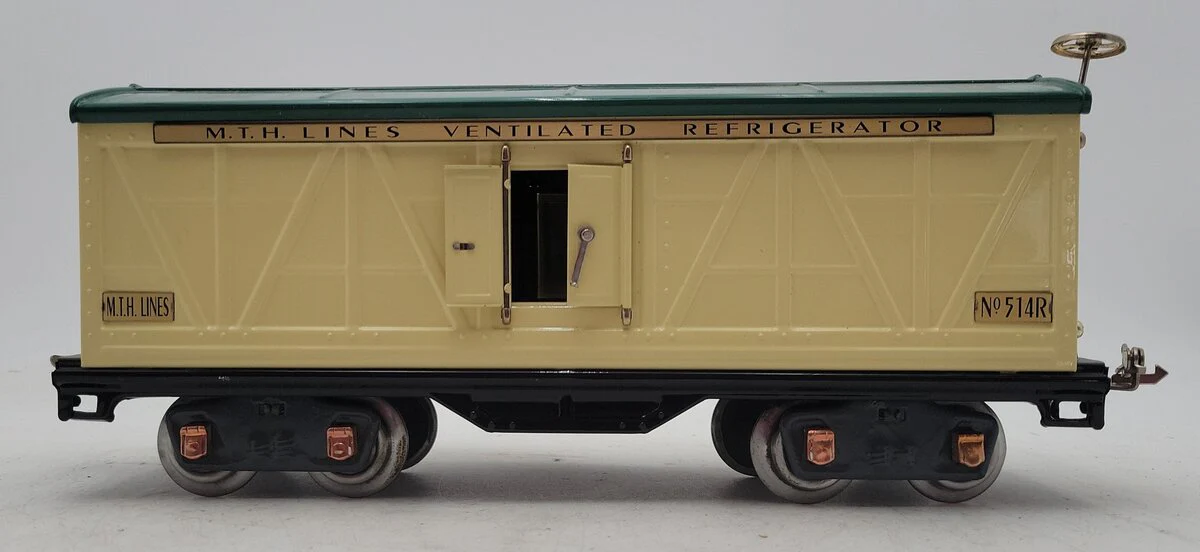 Lionel 514R Vintage Standard Gauge Tinplate Ivory and Peacock Reefer Car - Image 2