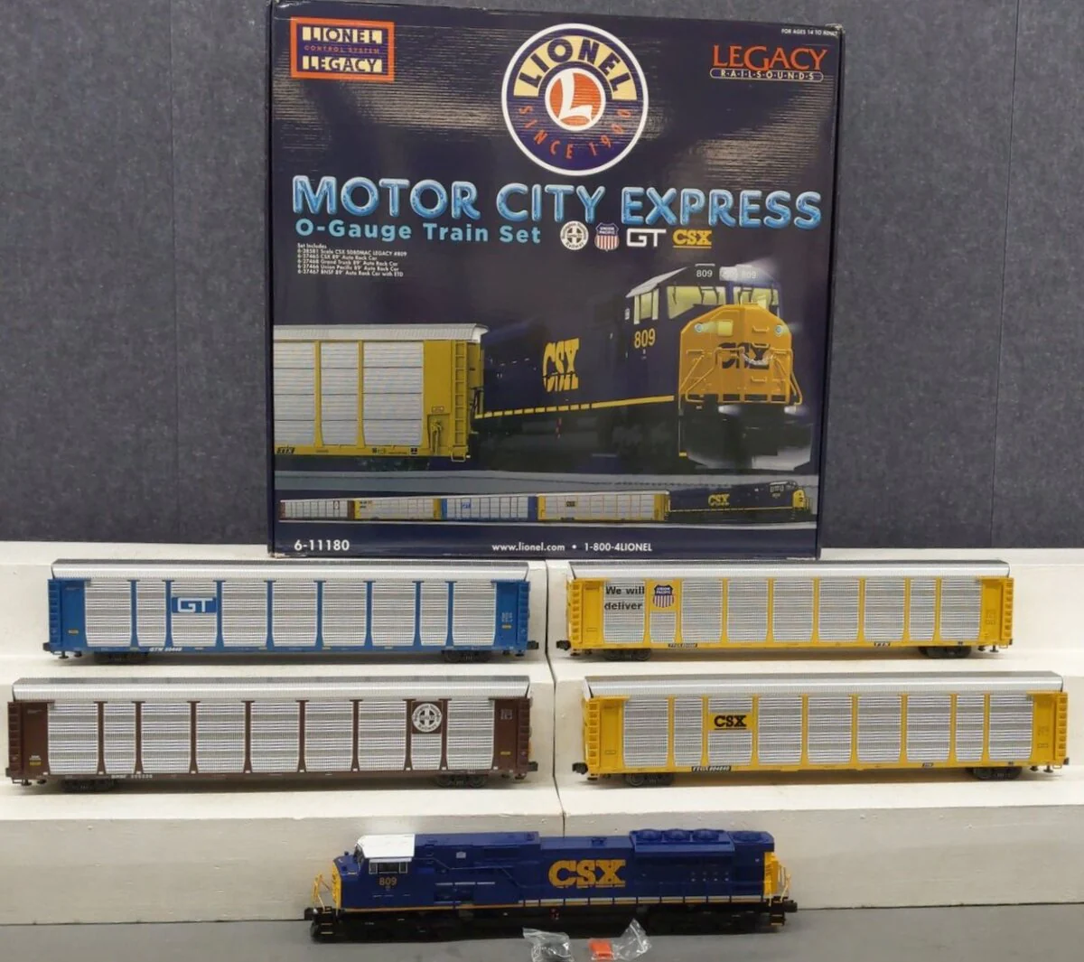 Lionel 6-11180 O CSX Modern SD80MAC Auto Carrier Diesel Train Set #809 EX/Box