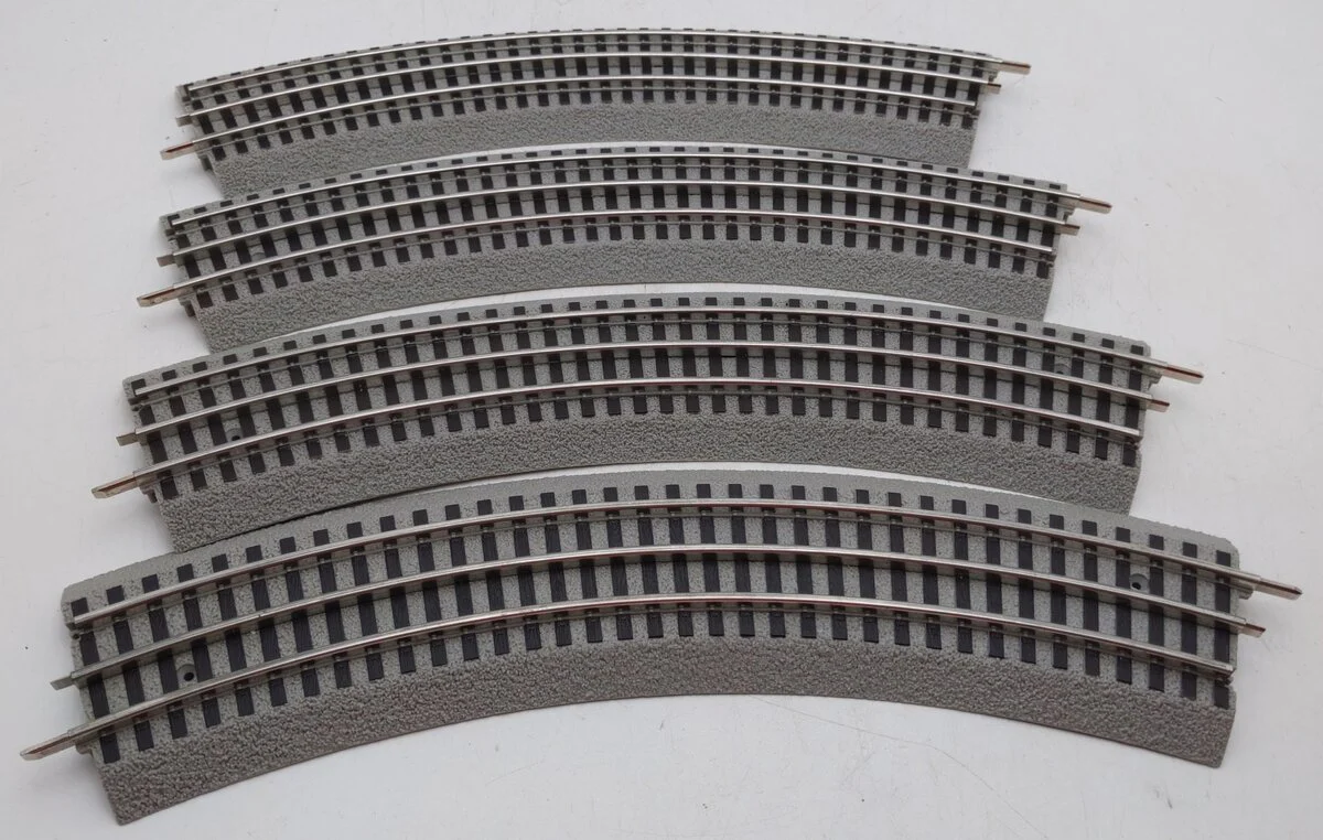 Lionel 6-12015 FasTrack O36 45-Degree Curved Track [15] VG - Image 2