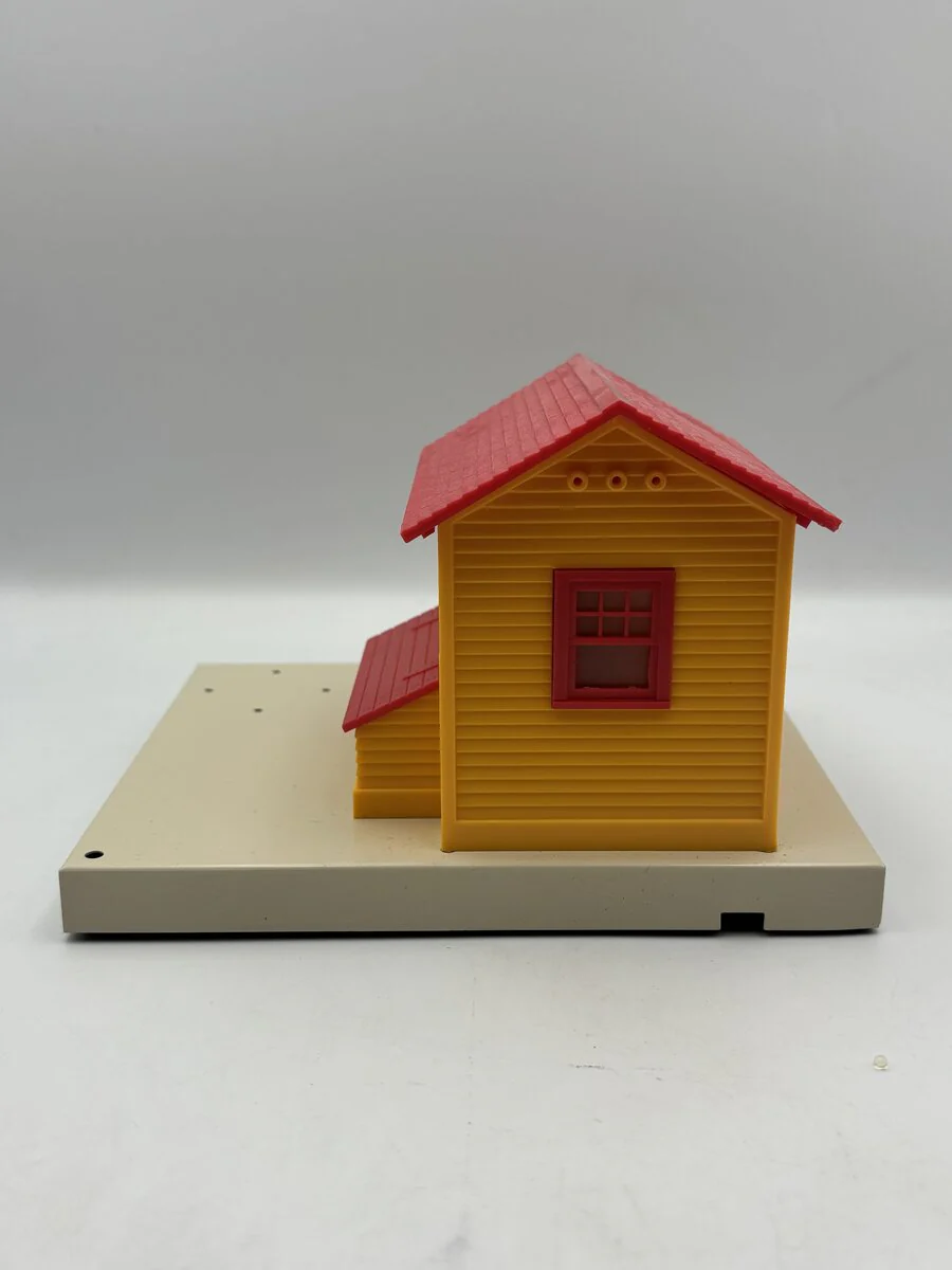 Lionel 6-12713 O Operating Automatic Illuminated Gateman NIB - Image 3