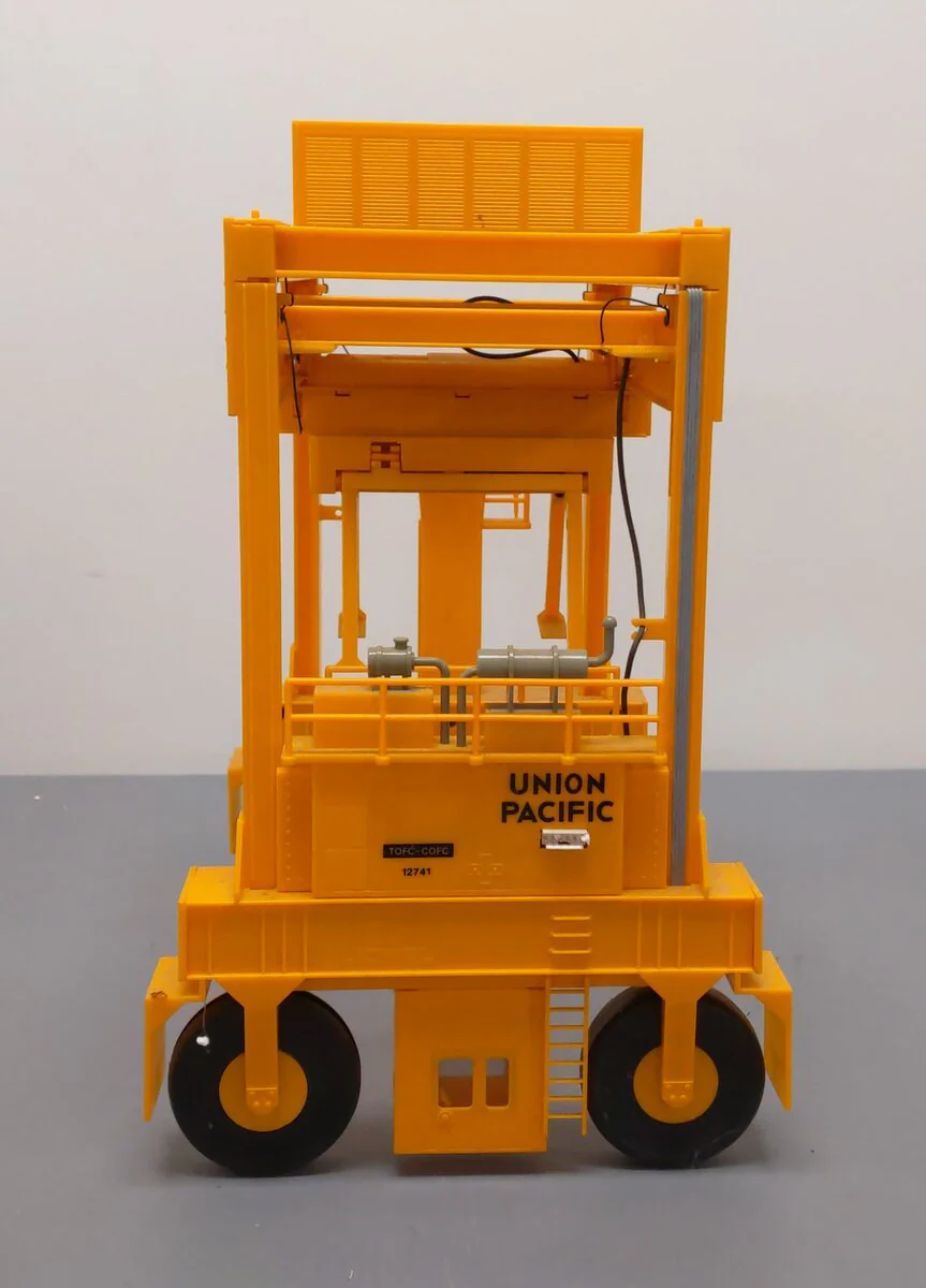 Lionel 6-12741 O Gauge Union Pacific Intermodal Crane Mi-Jack Translift LN/Box - Image 2