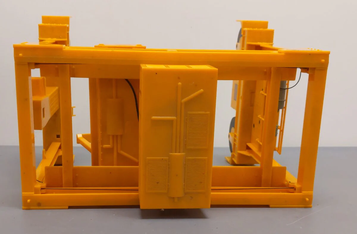 Lionel 6-12741 O Gauge Union Pacific Intermodal Crane Mi-Jack Translift LN/Box - Image 5