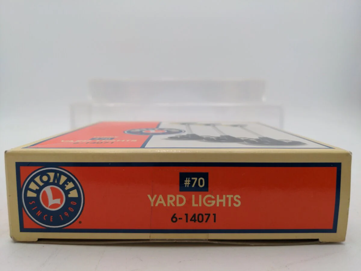 Lionel 6-14071 O Scale Yard Lights # 70 (Pack of 3) EX/Box - Image 4
