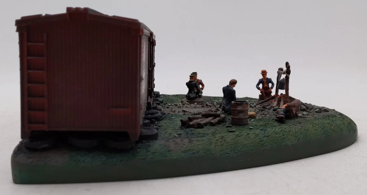 Lionel 6-14080 O Gauge Operating Hobo Hotel EX/Box - Image 6
