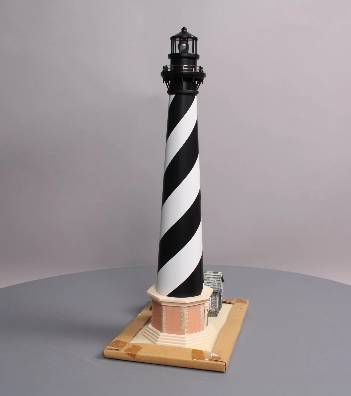 Lionel 6-14087 O Gauge Operating Lighthouse with Foghorn Blast LN/Box - Image 10