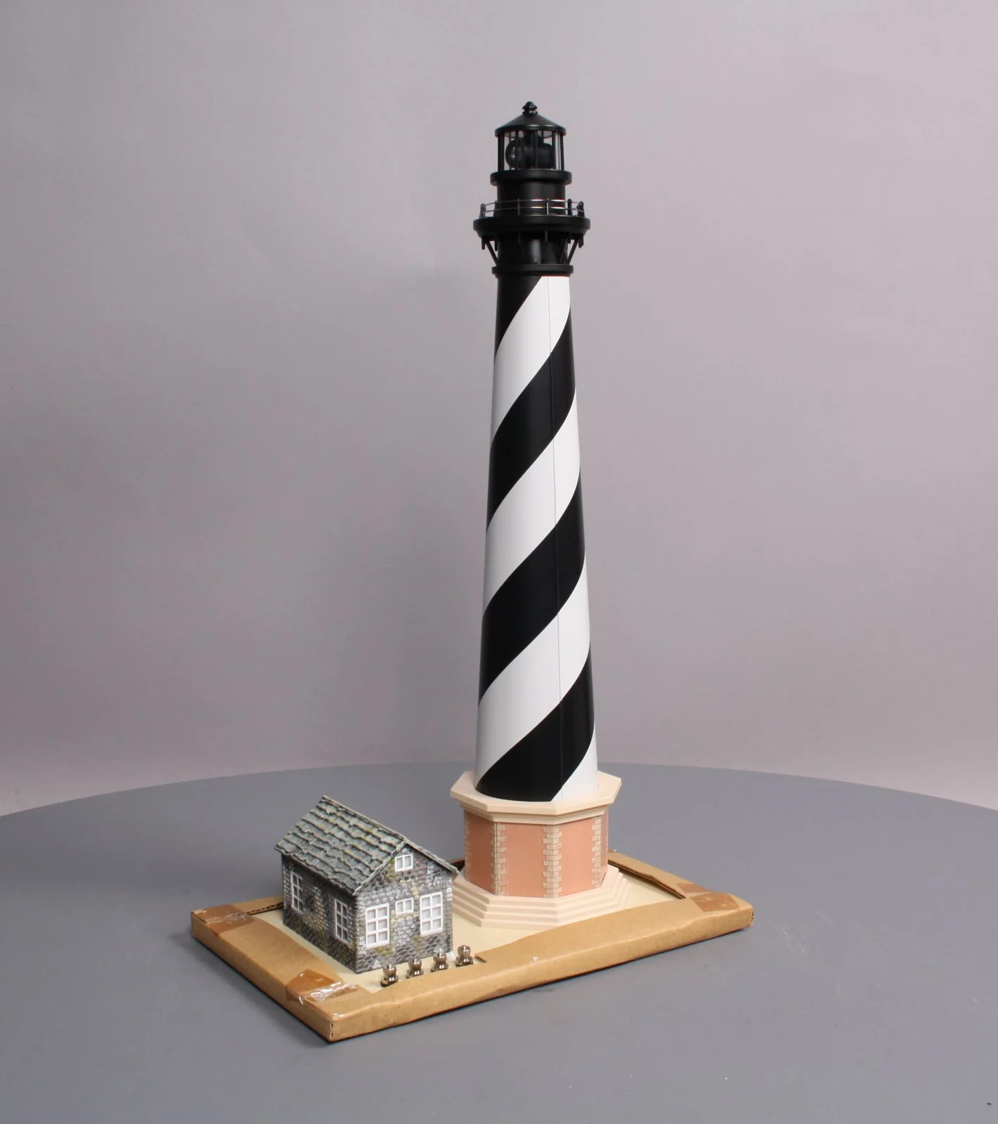Lionel 6-14087 O Gauge Operating Lighthouse with Foghorn Blast LN/Box - Image 7