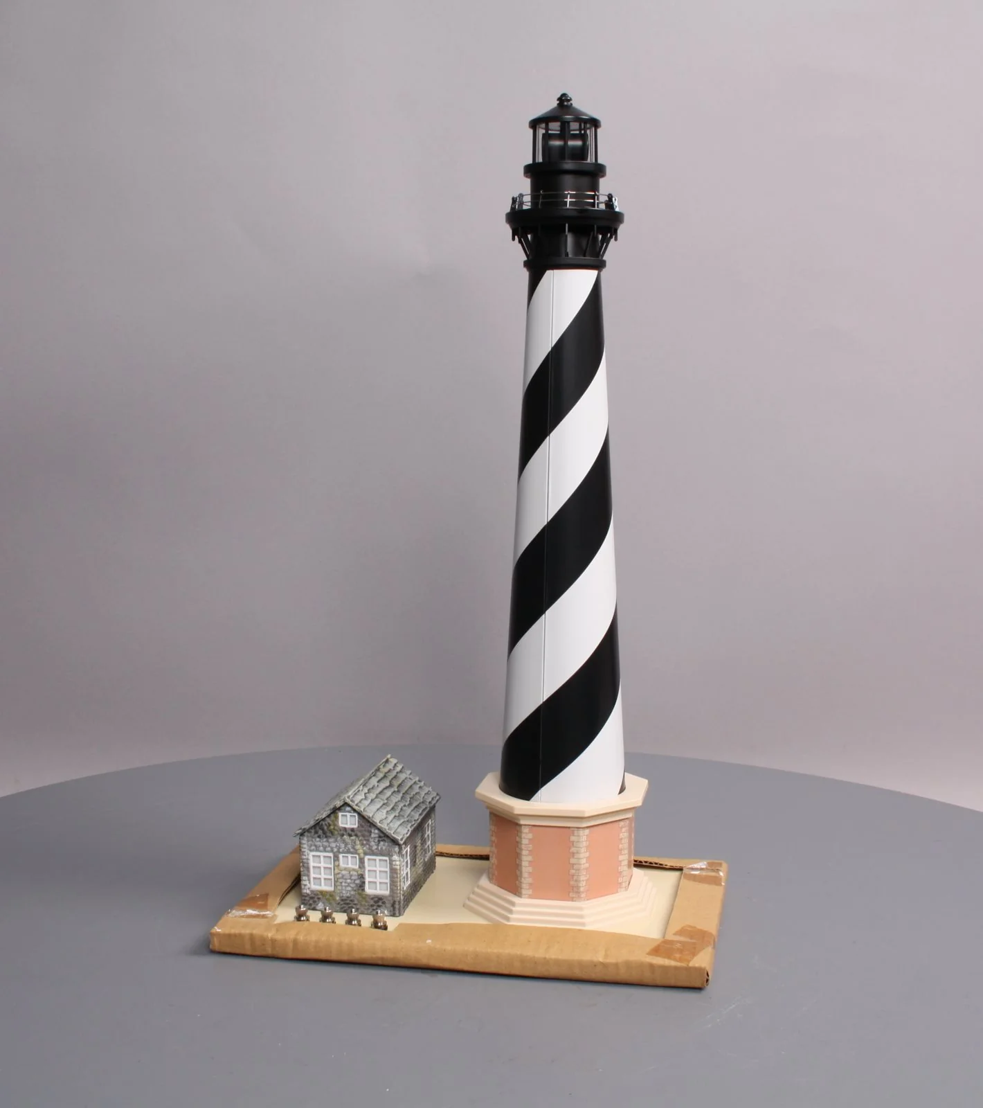 Lionel 6-14087 O Gauge Operating Lighthouse with Foghorn Blast LN/Box - Image 8