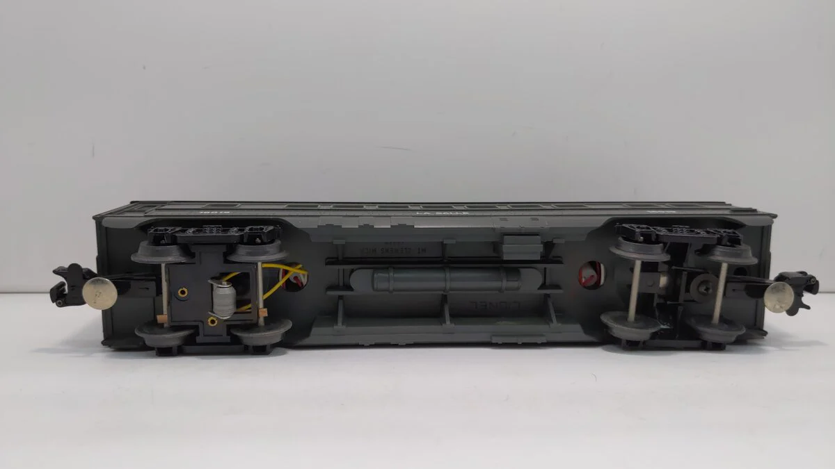 Lionel 6-16019 O Gauge New York Central "La Salle" Vista Dome Passenger Car EX/Box - Image 3