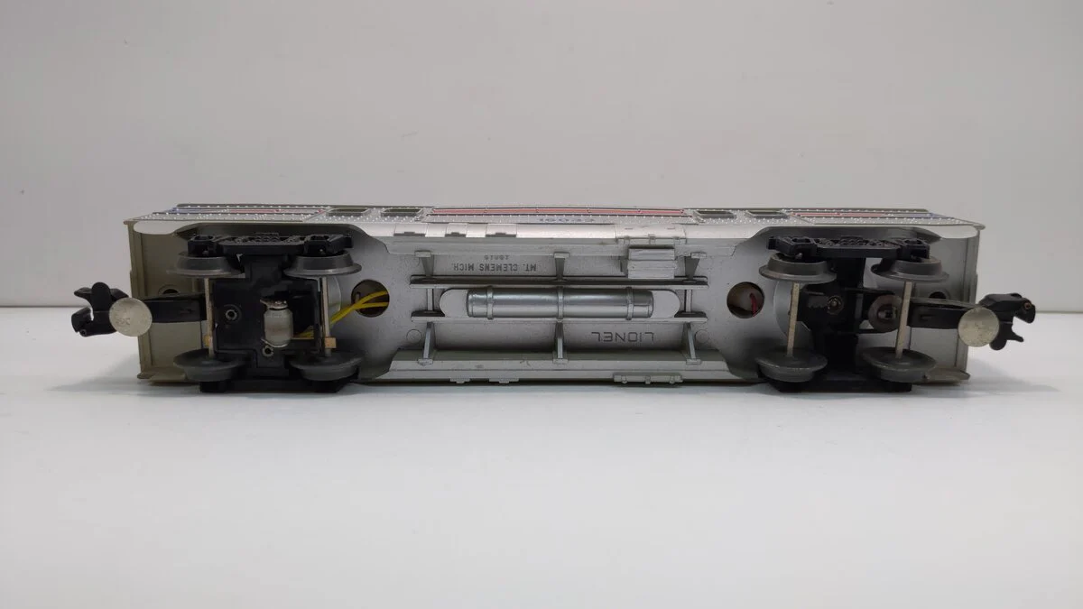 Lionel 6-16033 O Gauge Amtrak Streamlined Baggage Car LN/Box - Image 6