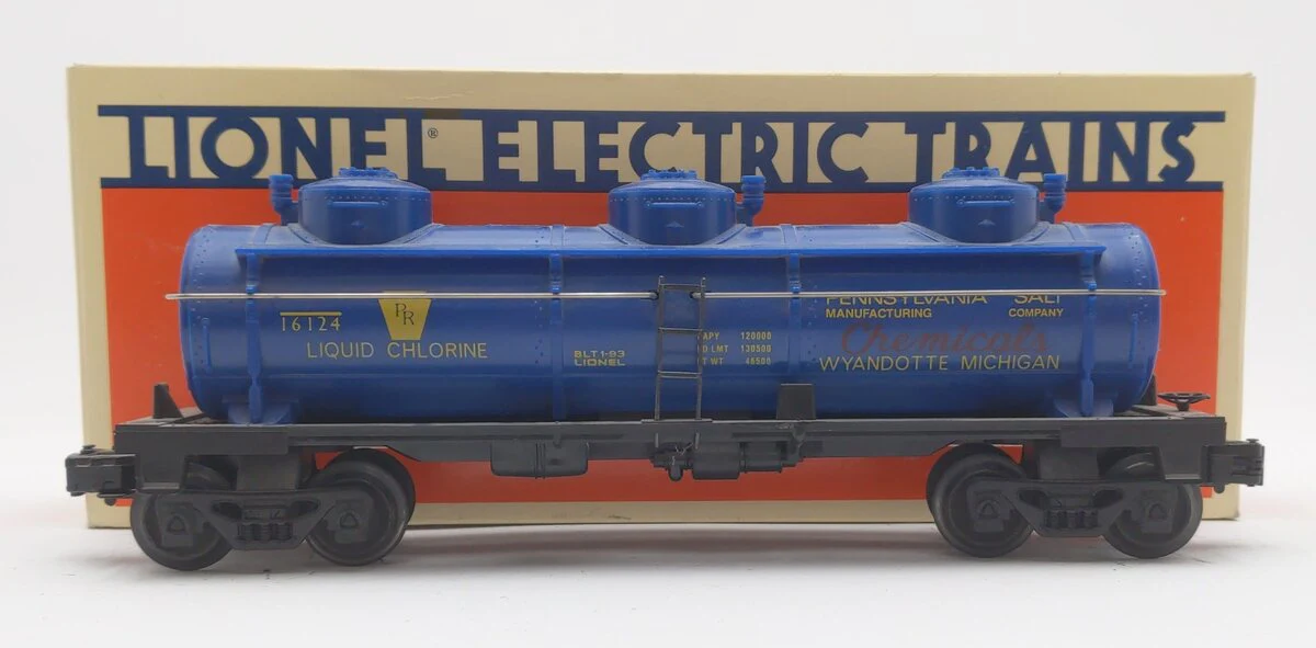 Lionel 6-16124 O Gauge Pennsylvania Salt 3-Dome Tank Car EX/Box