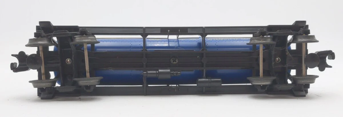 Lionel 6-16124 O Gauge Pennsylvania Salt 3-Dome Tank Car EX/Box - Image 4