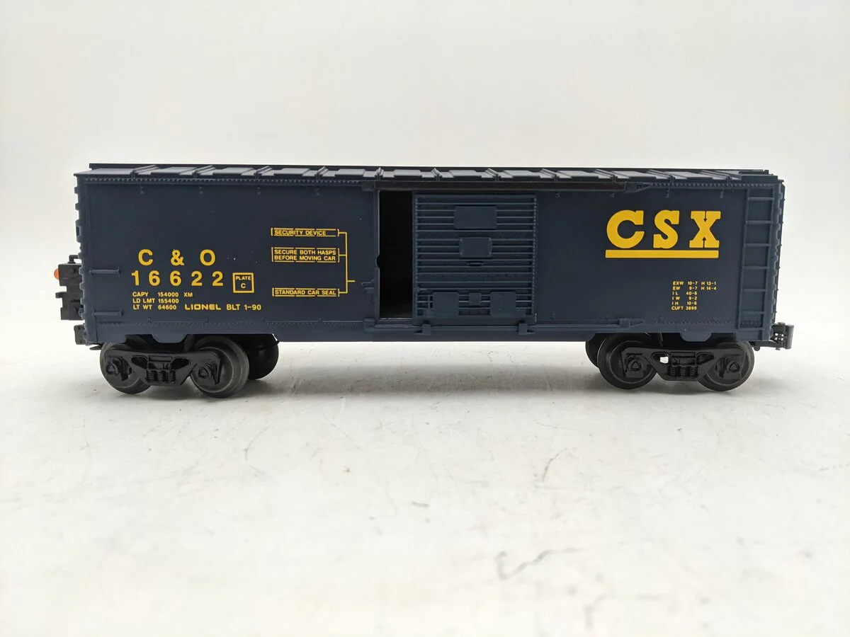 Lionel 6-16622 O Gauge CSX Boxcar with Red Flashing ETD EX - Image 2